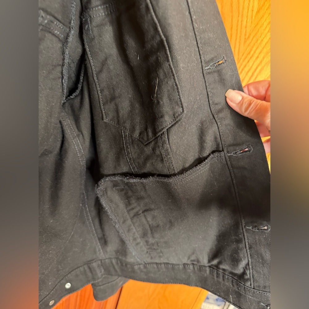 NWOT Levi's Men's L Black Denim Jacket - Picture 6 of 12